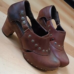 Dansko Leather Studded Heeled Clog EU 39